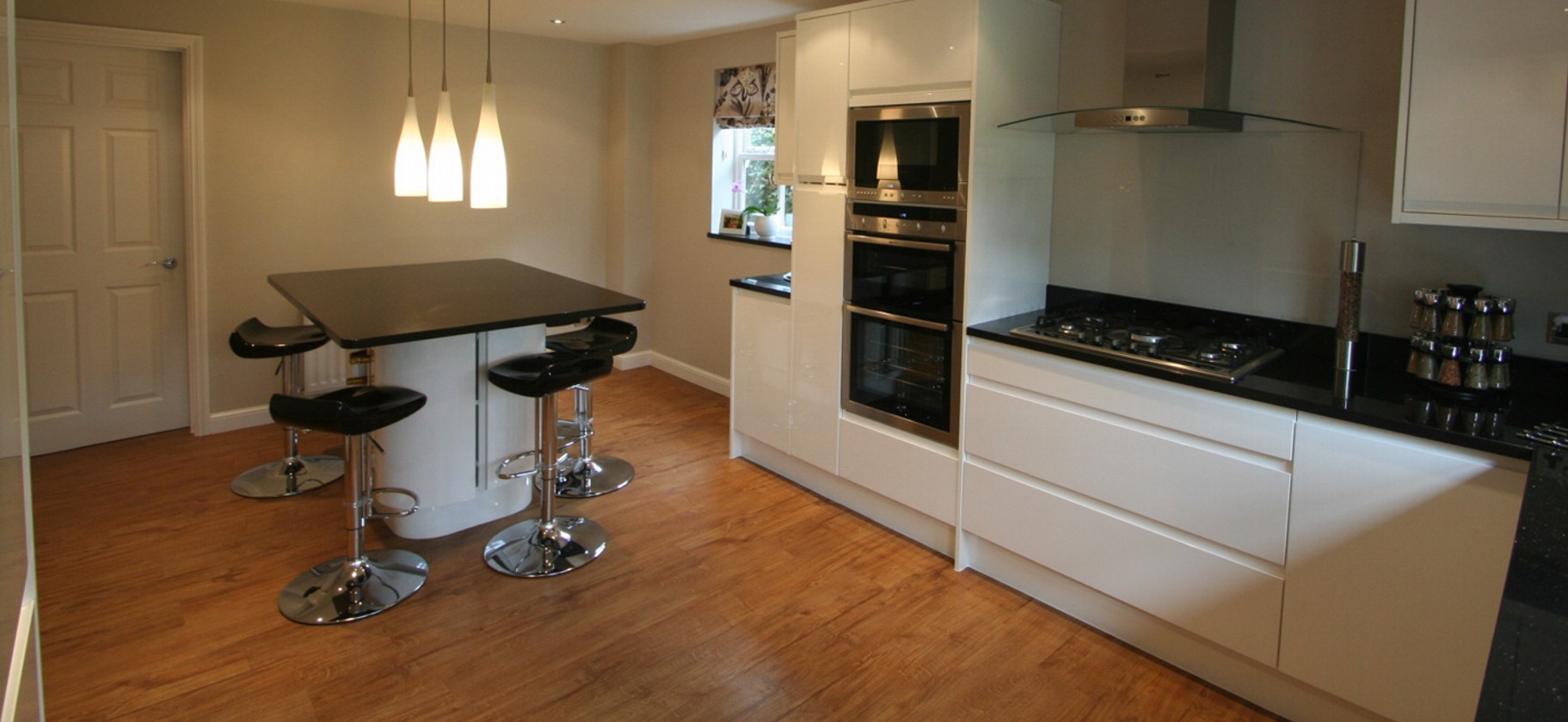 Spend A Penny Bathrooms Kitchens In Tonbridge